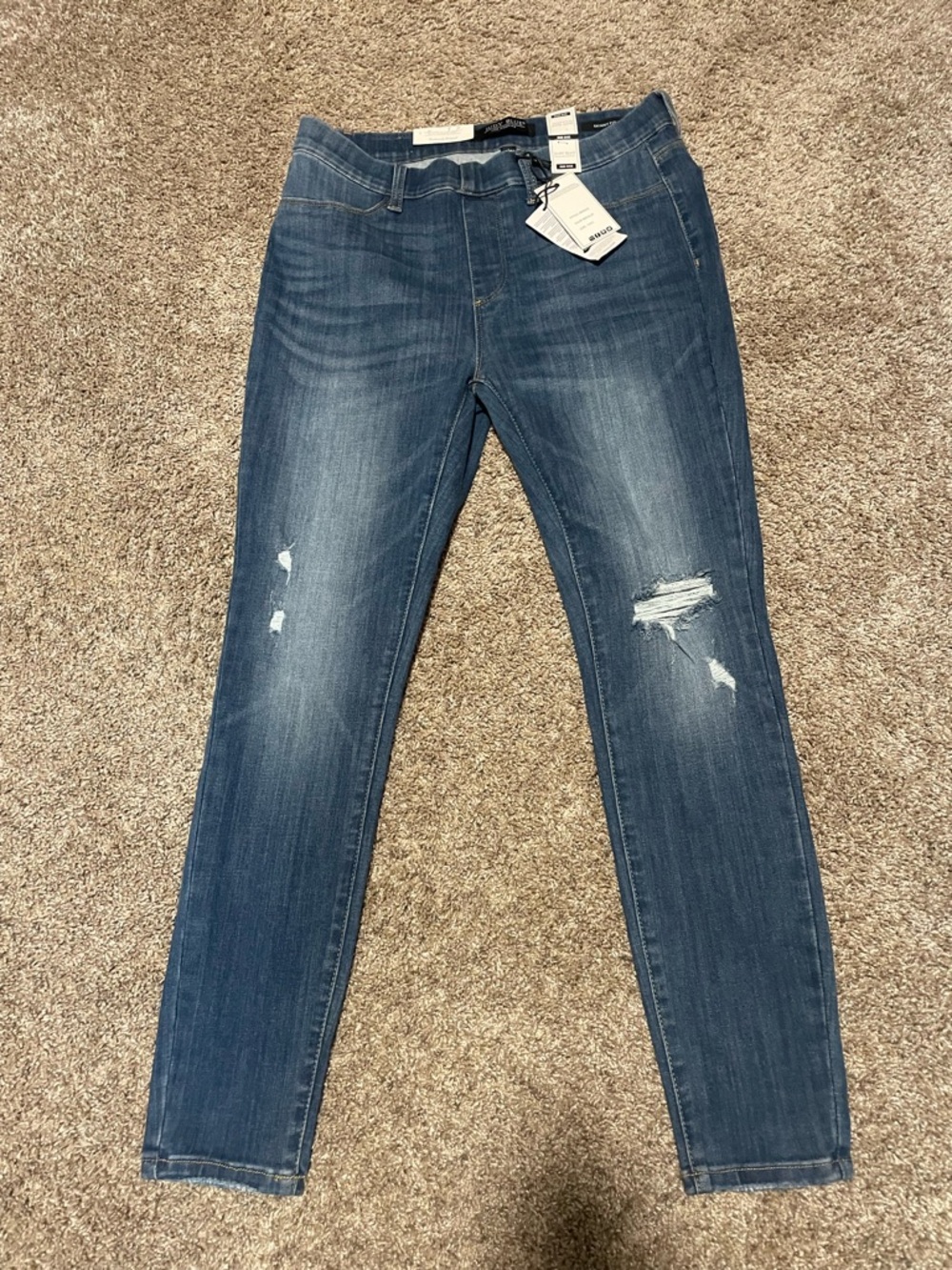 Judy Blue mid rise pull on jeans size 13 NWT